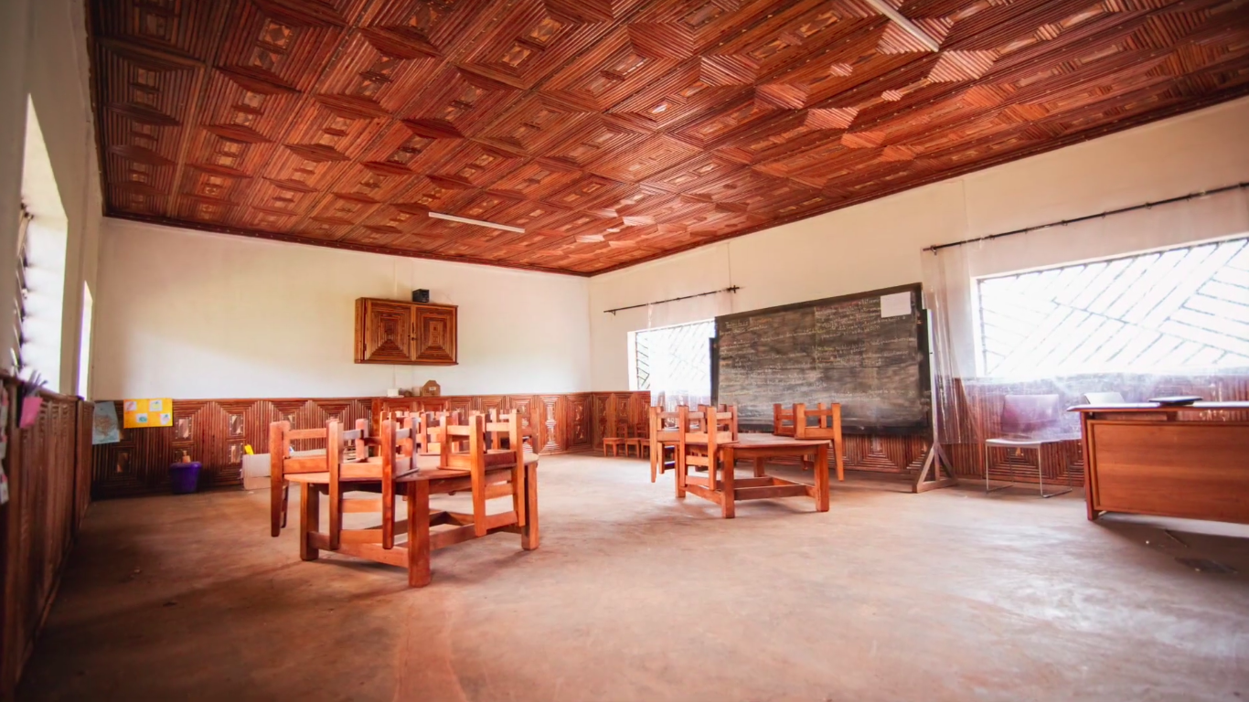 Progetto comunitario per la promozione di una scuola materna nel villaggio rurale di Batack, nell’ovest del Camerun.