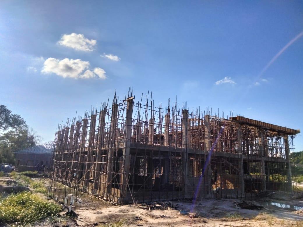 Costruzione e attrezzatura di una residenza per studenti indigenti a Balai Berkuak, in Indonesia, per favorire l’accesso all’istruzione.
